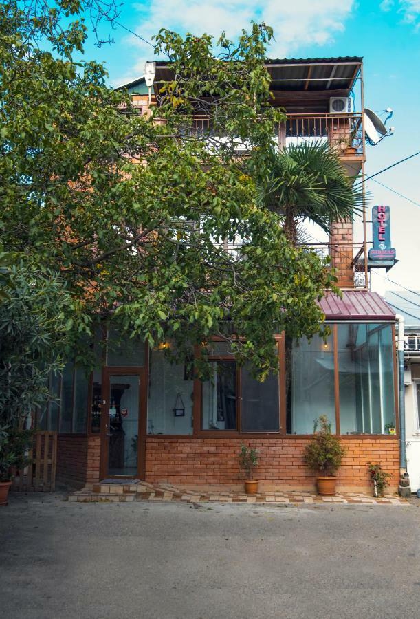 Hirmas Hotel Tbilisi Exterior photo